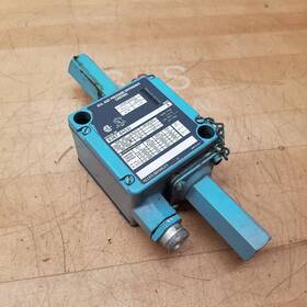 836t-d453j Allen Bradley Series A Pressure Difference Control 600 Psig Max