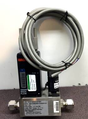 Bd2ba1aa0aa1a1 Brooks 5851s/bd2ba1aa0aa1a1 Mass Flow Controller Gas H2 Rate 111 Slpm