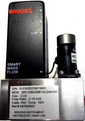 Bd2bb1ac2aa1a1 Brooks 5851s/bd2bb1ac2aa1a1 Smart Flow Controler Gas C02 Rate 2.9 G/s
