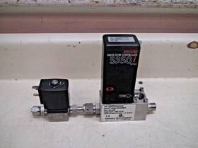 5850ia1bg3x2bea Brooks Instrument Helium Gas Flow Controller P/n Free Shipping