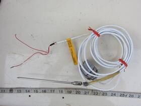 R5t185l383-004-10a-9hp31 Cleveland Temperature Sensor Used