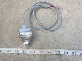673-1 Dwyer 0-1 Psig 24vdc Pressure Transmitter Sensor Used