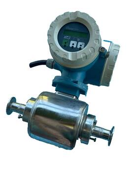 33hp22-fcbaa11a22a Endress Hauser Promag 33h Flowmeter With Tri- Clover