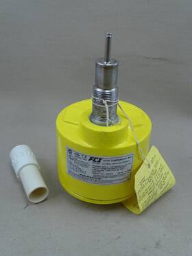 Flt93s-1a2a102c1b03b12 Fci Flow Switch 115/220vac Or 24vdc 2350 Psig Max 500f
