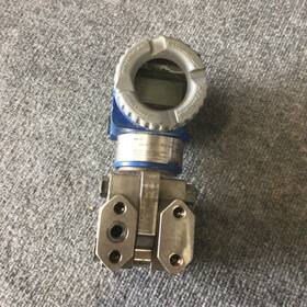 Igp20-a26b01f Foxboro - 125 Inh2o Pressure Transmitter Used
