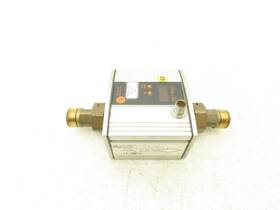 Fls1003 Ifm Su8200 Ultrasonic Digital Flow Meter 0-100l/min 24vdc