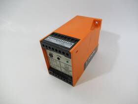 Vs0100-vy-31 Ifm Sy0010 Evaluation Unit For Flow Monitor 24vdc Used