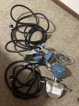Cmfs010m321t2baeczz Micro Motion Emerson Coriolis Meter With 2700r Transmitter