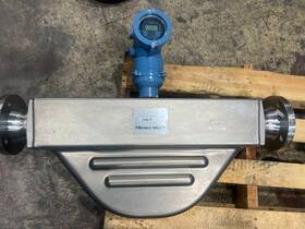 F300s355ecamezzzz Micro Motion / Emerson Coriolis Meter 3 Inch Sanitary With 1700 Transmitter