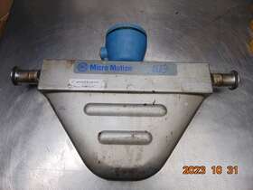 R100s138nwbaezzzz Micro Motion R100s Tri Clamp Flow Meter Mass Sensor