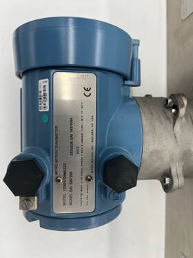 H200s352ncamezzzz Micromotion Emerson Micro Motion Flow Meter With 1700 Series Transmitter H200s352ncamezzzz Micromotion Emerson Micro Motion Flow Meter With 1700 Series Transmitter