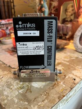 1179a00921cs1bv Mks Mass Flow Controller Gas C0 Range 20 Sccm Calibrated