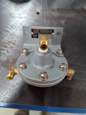 63bd-l Moore Products Differential Type Flow Controller 250psig