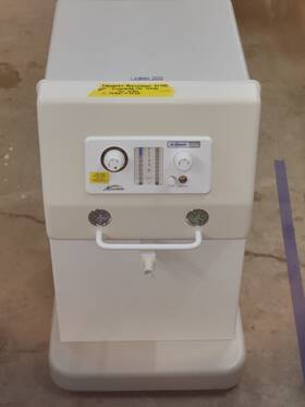 14709-112025 Newport Accutron Flowmeter Cart System A1n20