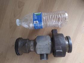 9a-100003537 Nuflo Cameron 01 5000 Psi Liquid Turbine Flow Meter Used No Box