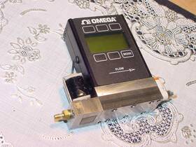 Fma-2604a Omega Gas Mass And Volumetric Flow Controller 8 Pin Din Conn Used