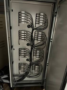 601xfjagd00v Parker Na Qty. Of 40 With Cabinet Nt X-flow Mass Flow Controllers Part #
