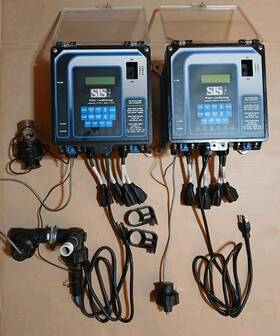 Mct230es2w Pulsatrol Mct230es2 Lot Of 2 Pulsafeeder Controllers Both Work