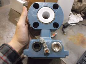 8711spa010r1g3e5 Rosemount Magnetic Flow Meter 740 Psi Max Qq2