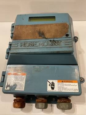 8712cr12m4b6 Rosemount #8712cr12m4b6 Magnetic Flow Transmitter Powers On