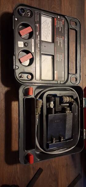Et-100-6 Schroeder Model Complete