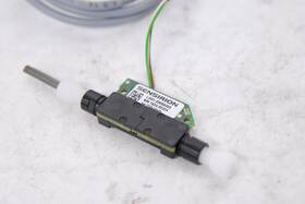 Lg01-2000a005 Sensirion Liquid Flow Switch Bubble Detector Sw 0.25ml/min