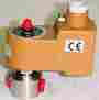 U131v54900885 Skinner Parker 1 4 3 Way Nc Ss Is Solenoid Valve 28vdc