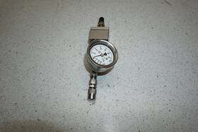 Fc22as1k Vici Condyne Flow Controller Max Psi 200 With Mcdaniel -30 To 60 Guage