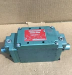 Numatics 33JDR5000 Pneumatic Valve, 2 Position. New No Box. Fixed Price $250.00.