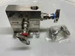Yokogawa Schneider C13ST-2TSA1-S4 Manifold 420 Bar 38C 6092 Psi 100F 316/316L. Fixed Price $100.00.