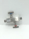 Rosemount C30610-1125-0000 316SS Manifold Valve Assembly 10000 Psi Transmitter. Fixed Price $269.10.