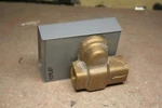 Penn F60B-1 Flow Control Switch 1/2" Npt Open Close 1.9 Gpm Nib 3 Available. Fixed Price $24.95.