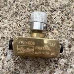 Parker 7PN400B Flow Control Valve, 1/4 Npt, 300 Psi 20 Bar Brass Body Metered. Fixed Price $20.00.