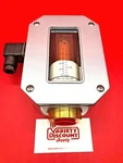 Dwyer Instruments HFT-2315 In-line Flow Transmitter Meter. Fixed Price $999.99.