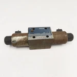 Bosch 810 001 715 5/3 Position Closed Center Directional Valve 24VDC. Fixed Price $120.48.