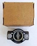 Instrument Brooksight Inch / 215 Psi 350F Flow Indicator. Fixed Price $189.05.