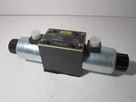 Parker 11.81" X 2.76" 3.54" Solenoid Operated Hydraulic Directional Valve. Fixed Price $719.95.