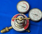 Smith Acetylene Regulator Max Inlet Pressure: 400PSI Stock No.: HB1520-300. Fixed Price $75.00.