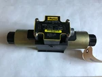 New Parker Hydraulic Valve, 24 VDC,D3W20DNJCF56 30,5000 Psi,tl. Fixed Price $995.00.