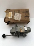 Rexroth HC-2-X Lever Operated Control Air Valve 200 Psi P50975-1 R431002836. Fixed Price $1299.00.