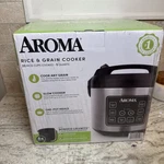 Aroma ARC-150SB Qt Digital Cool-touch Rice Cooker Silver. Fixed Price $35.00.