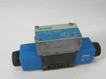 Vickers DG4V-3S-2C-M-FW-B5-60-EN21 Directional Valve 110V 50HZ Shelf Wear Nop. Fixed Price $289.99.