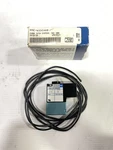 Mac PME-611CAAD Solenoid Directional Control Valve 24VDC 25-150PSI -nib. Fixed Price $45.00.
