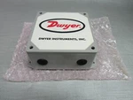 Dwyer Instrument VASP-5 Visi-float Flowswitch / Power Converter Pak. Fixed Price $69.99.
