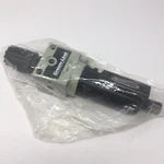 New Numatics Green Line P22B-02M Particulate Filter Regulator 1/4" 0.5UM 125PSI. Fixed Price $108.88.