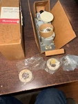 Nos Honeywell RP920A1025 Pneumatic Controller B495. Fixed Price $129.99.