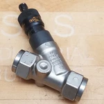 Efector SBG332 Monitor With Backflow Preventer - Used. Fixed Price $122.73.
